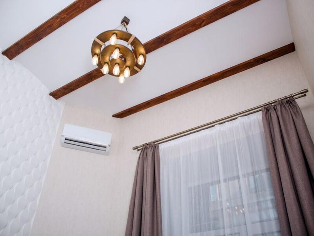 Apartment In The City Center In The House With Atlantes Odessa Extérieur photo